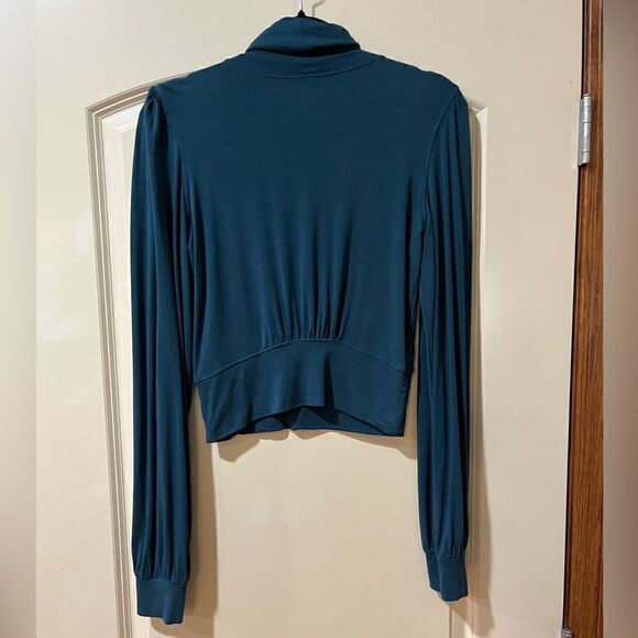 FREE PEOPLE Long Sleeve Turtleneck Bell Sleeve Top Teal Women’s Size Medium - Picture 3 of 6